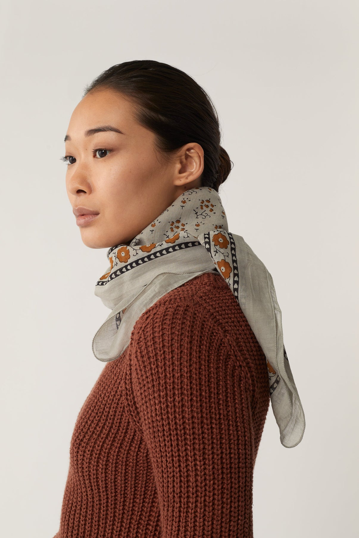 CLASSIQUE GREY SCARF vue 2